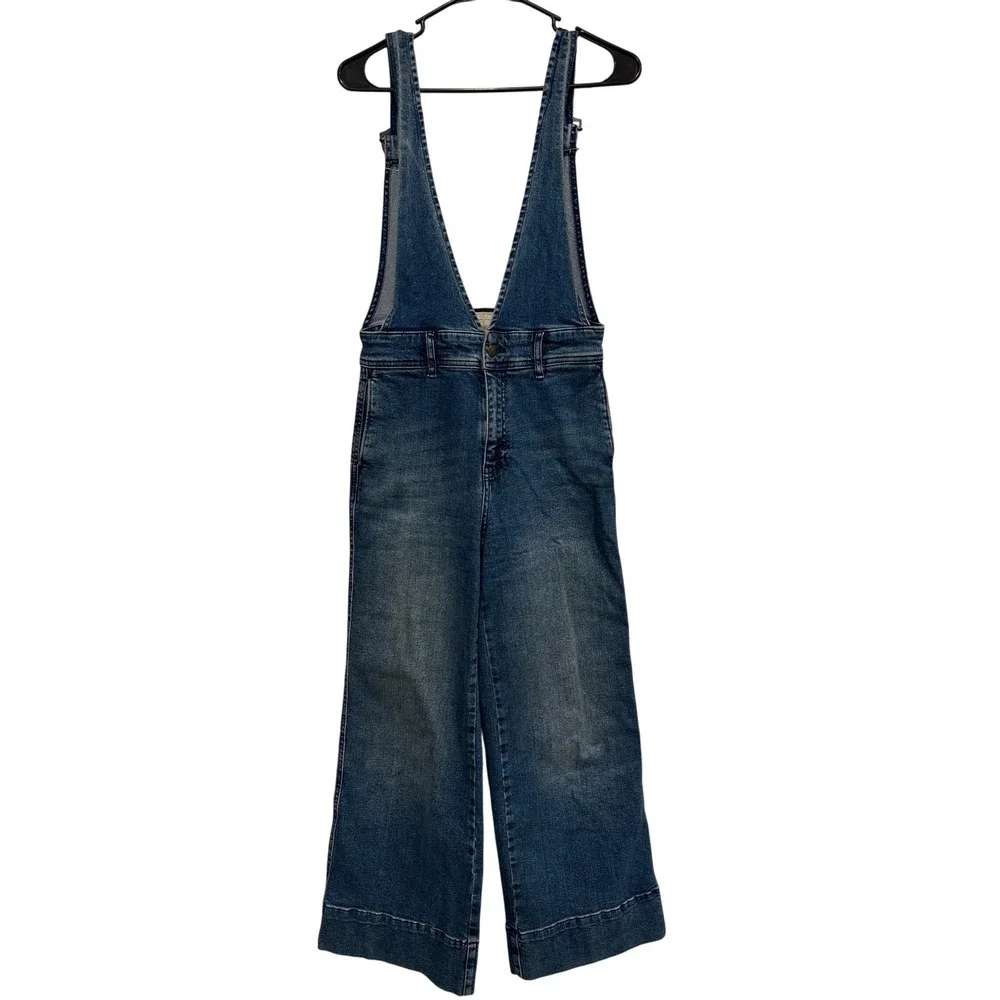 Free People Deep V Wide Leg Denim Overalls Medium‎ Wash Blue Size 2 OB1140994